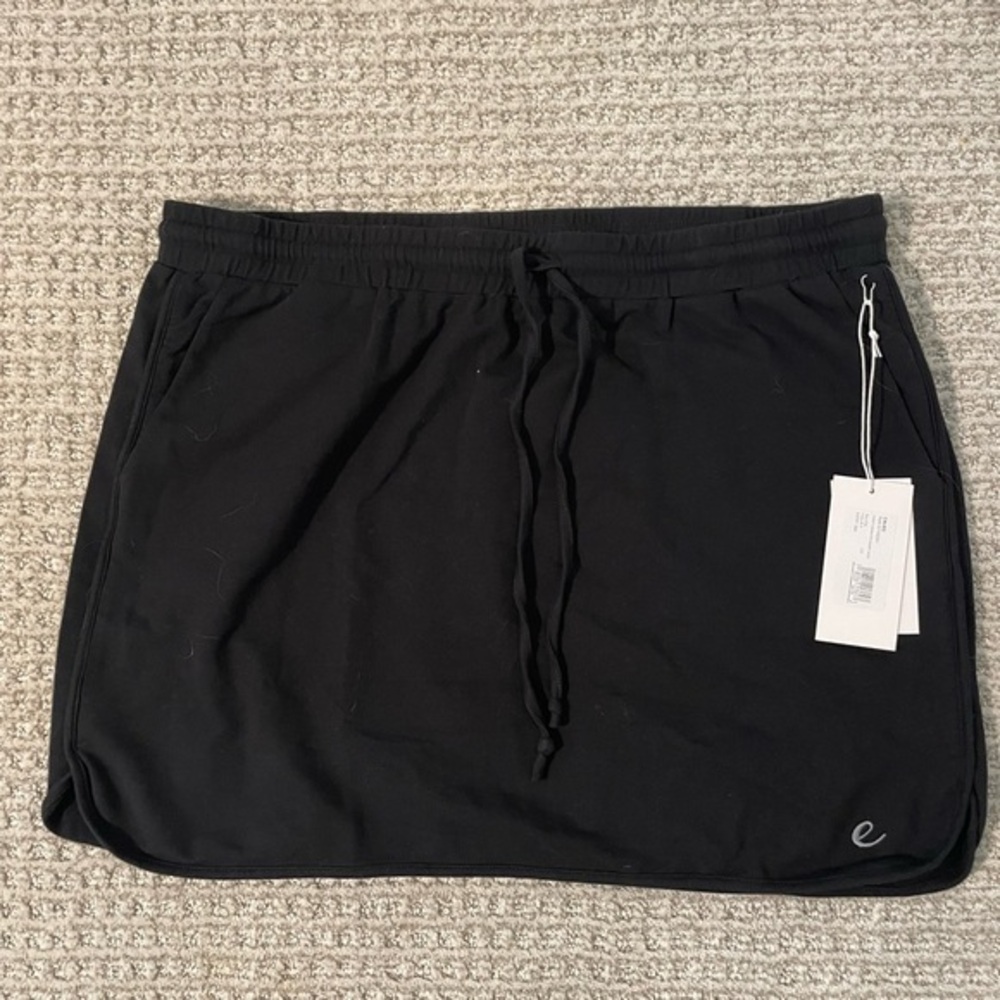 Johnny Was Calme Women's Black Terry Elastic Waist Short Skirt Size Small‎ NWT